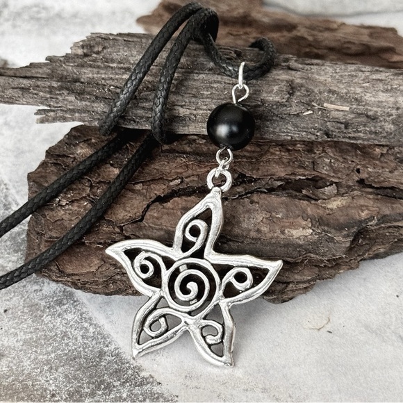 5 For $25💫Alternative Grunge Silver Groovy Star Pendant Necklace - Picture 5 of 5